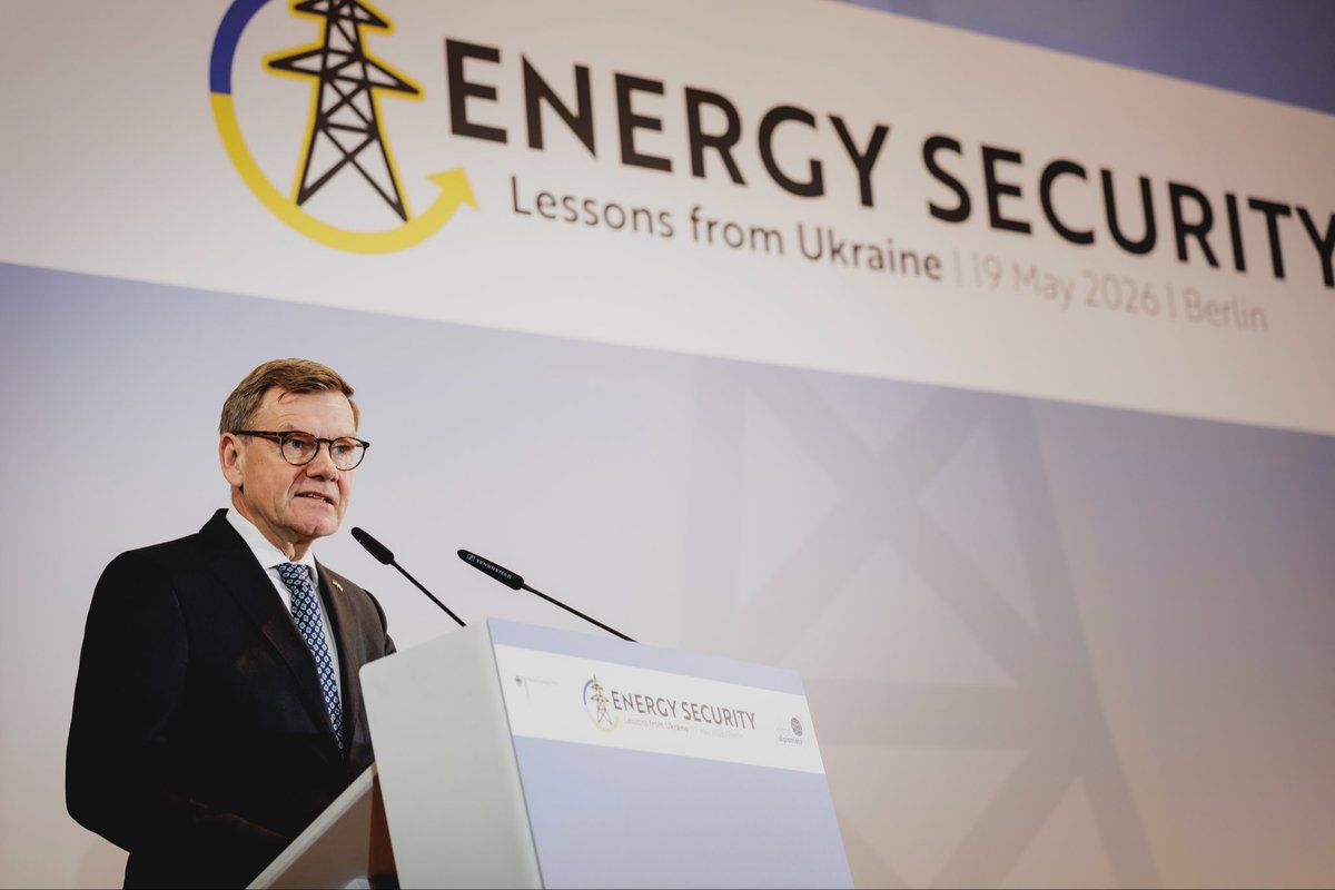 GertSiniloo's tweet photo. Today in Berlin, representing @MFAestonia at the Energy Security Conference, focused on lessons from Ukraine. 🇪🇪 and 🇪🇺 will remain committed to supporting, and increasingly more, partnering with 🇺🇦 energy sector. We never want to go back to Russian energy. https://t.co/mk3Q2mYeZa