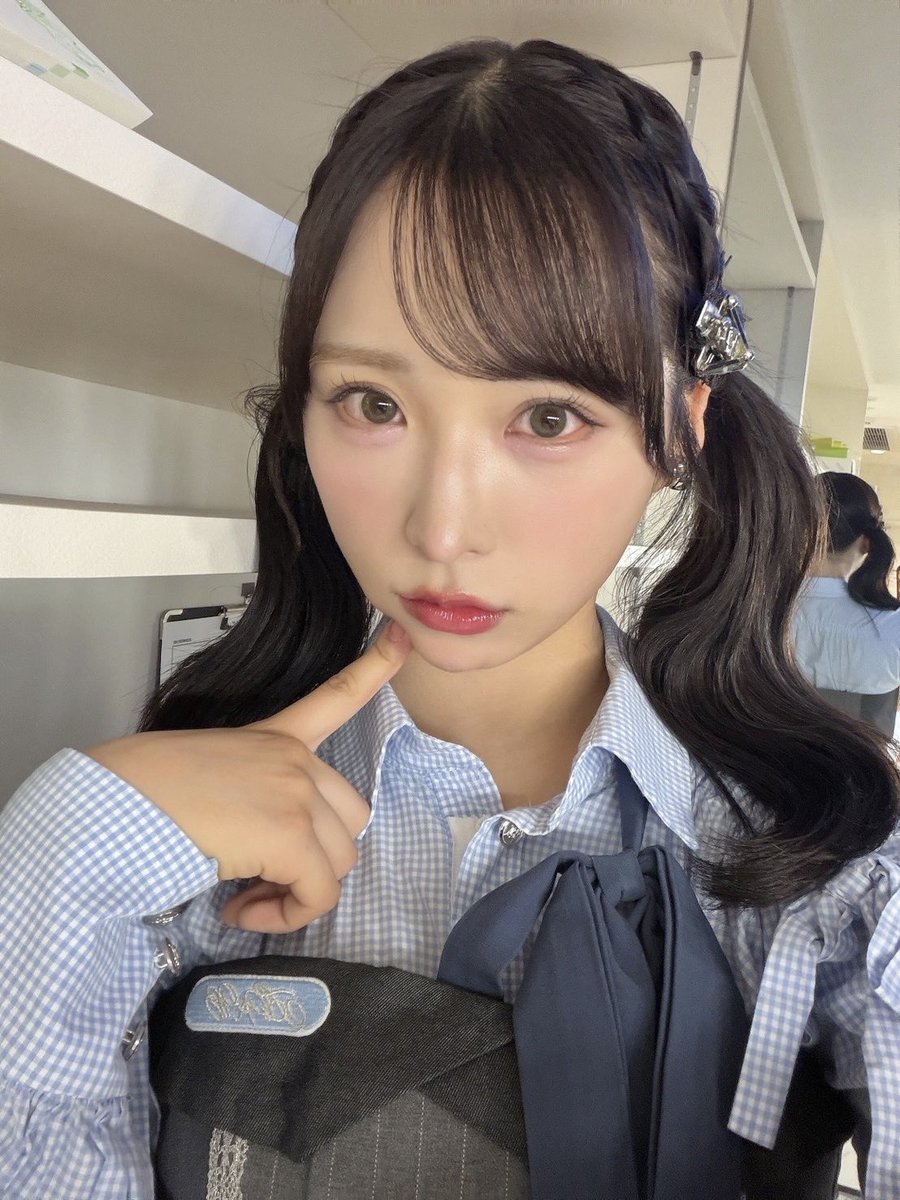 小栗有以 tweet media