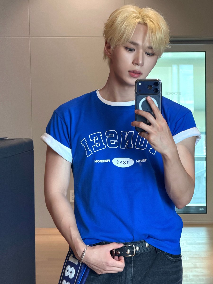 ๐ฉต ๋ธ๋ฃจ๋ฐ์ฝฉ ๐ธ๐งธ tweet media