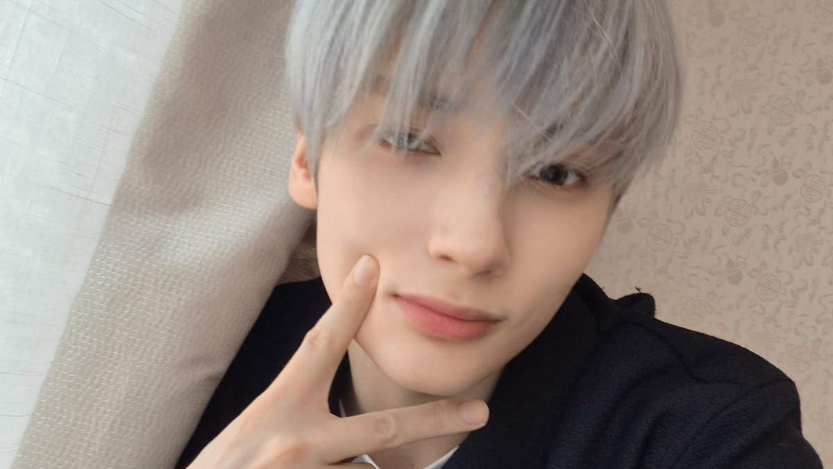 ݁ tweet media