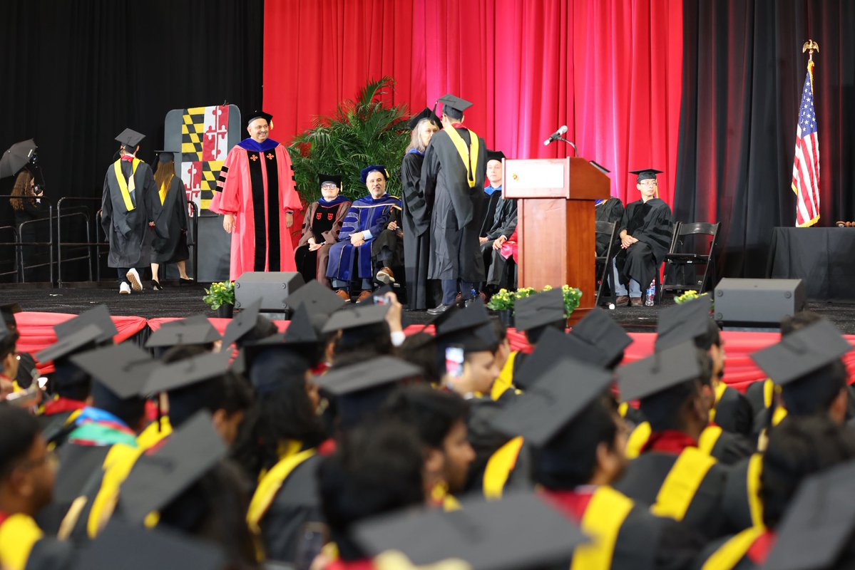 umdcs's tweet photo. 🎓@UMDscience M.A. and graduate certificate commencement happening now. This is why we do it, celebrating the students, families and journeys behind every milestone. https://t.co/JVtDFbE3z8
