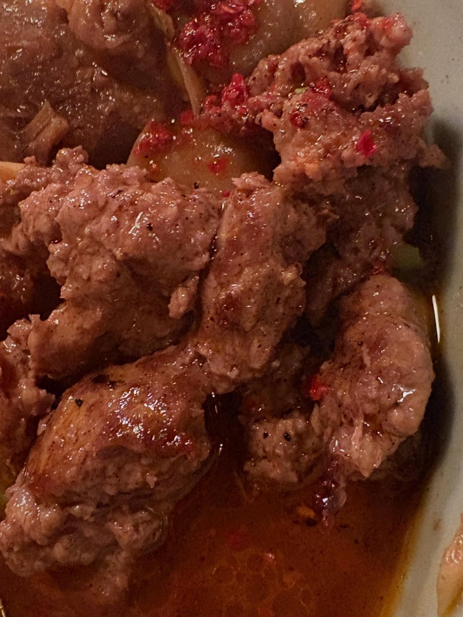 AKIZO's tweet photo. 🍛
マトン＆プログレッシブ超粗挽きマトン
舞茸

１５周年おめでとうございます㊗️

明日からしばらくスパイス摂取できないから最高の晩餐
マトンの肉塊と超粗挽きを合わせてもらって嬉しい限り

#アジャンタ
#アジャンタインドカリ店 https://t.co/C9Ew9uKWQG