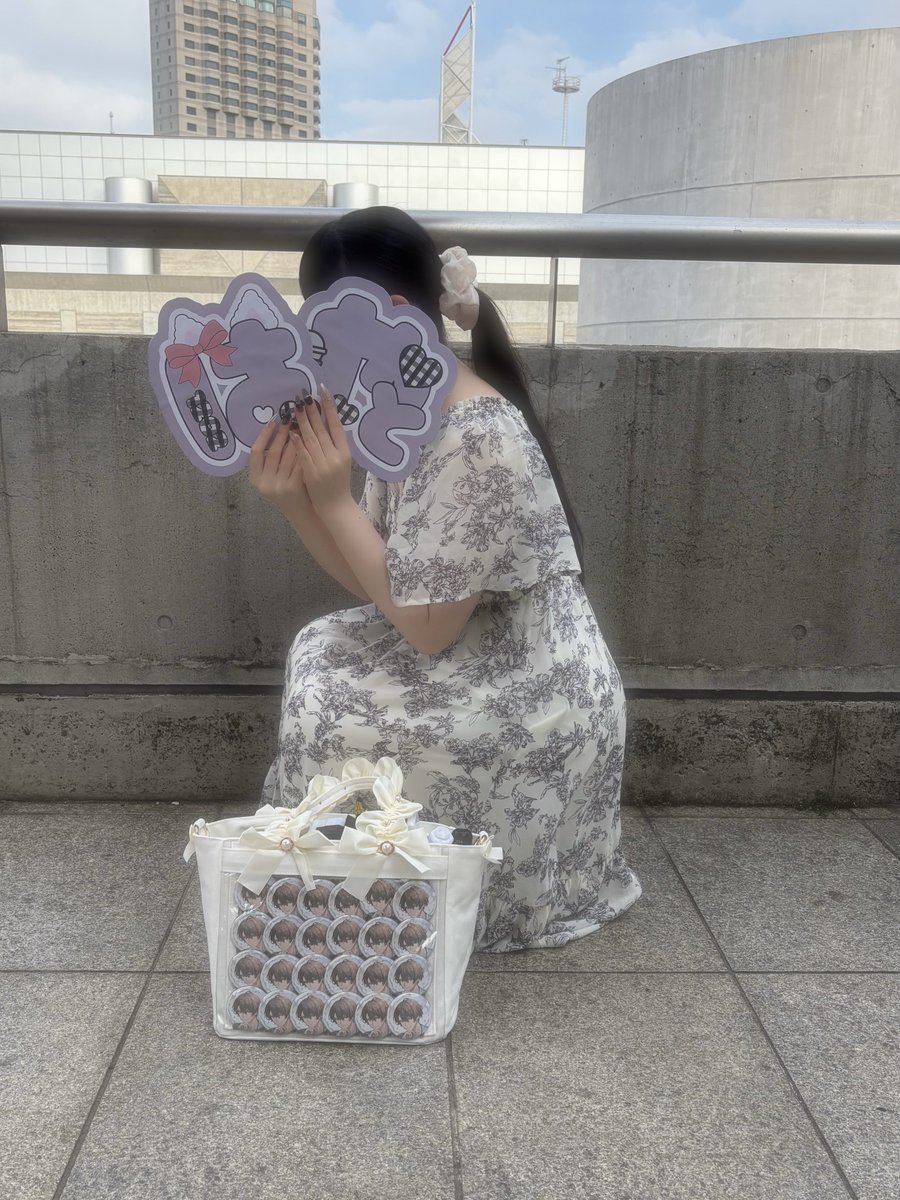 𝒮 tweet media