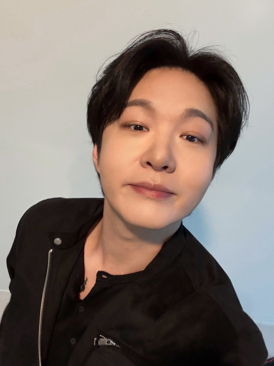 LEECHANGSUB OFFICIAL tweet media
