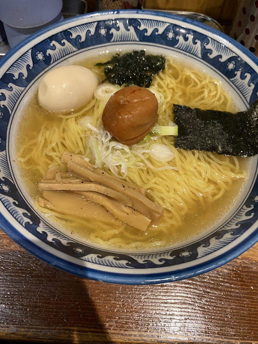 toromitannzu's tweet photo. めっちゃ疲れた時の塩ラーメンは効く https://t.co/MyxUrfNSfq