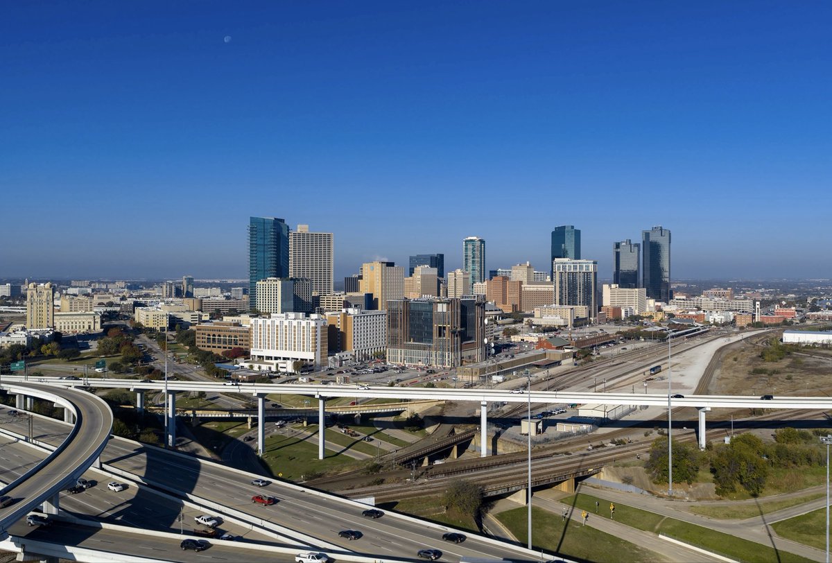 Dallas Texas TV tweet media