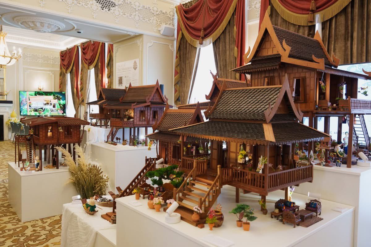 thaiemblondon's tweet photo. RTE London would like to express our heartfelt appreciation to everyone who joined “The Art of Thai Miniatures” during London Craft Week 2026 🏡🎨 Our profound gratitude also goes to all partners, org. and supporters who helped us make this event possible and a success. 💐 🌟 🥂 https://t.co/xR83uwiISy
