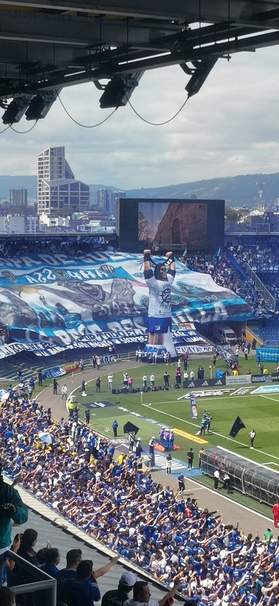 TendenciaDepCol's tweet photo. @__santiag0 Se viene inflable a nivel internacional, somos la banda que hace salidas históricas!
SMLⓂ️ https://t.co/pgcRBU0CFK