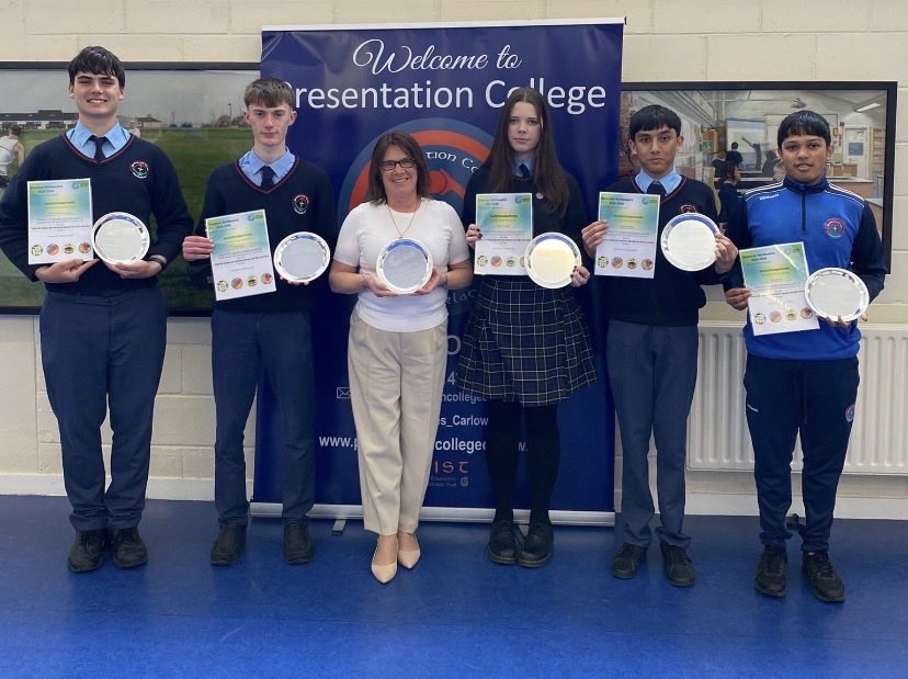 Pres_Carlow's tweet photo. 🇩🇪Congratulations to our @Pres_Carlow German/Sustainability team that represented Ireland and competed against the UK teams in the @GI_London1 #Ökoscoop Competition. Our team received their certificates and trophys today. Well done! 👏 👏@CeistTrust @WexfordEdCentre  #Ökoscoop 🇩🇪 https://t.co/rIC7ltNs5F
