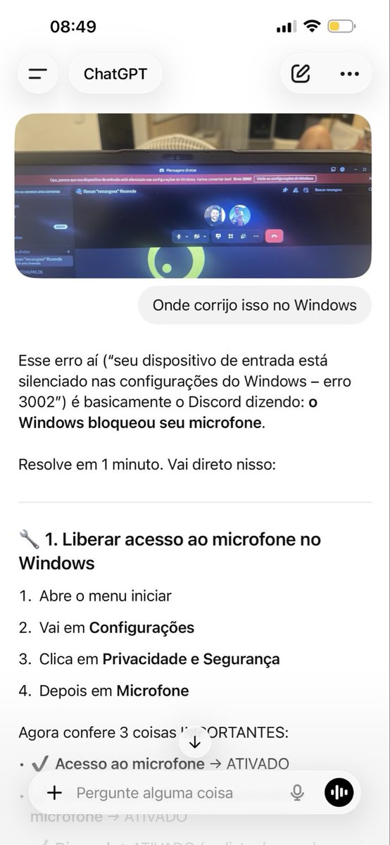 eulucasroberts's tweet photo. Não sei quando foi a última vez que abri o Google pra pesquisar alguma coisa. Simplesmente parei. Sem perceber. Traduzir texto e tirar dúvida mesma coisa. Até passo a passo... Outro dia fui olhar um exame antes de ir no médico perguntei pra IA. Em que momento desapeguei do google e não percebi? 😱