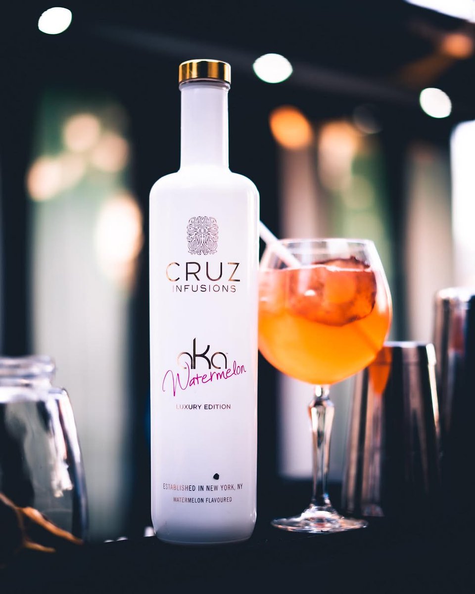 AKA_Tales's tweet photo. AKA held a 50% stake in the specific Cruz Vodka flavors he collaborated on, Cruz Watermelon & Cruz Banana. His agreement was a profit-sharing business partnership rather than a standard endorsement, meaning he received a percentage from every bottle sold. 💰

He famously sold over 1.2 million bottles of his signature Cruz Vodka variants (Watermelon & Banana) 

This monumental partnership generated an estimated R200 to R300 million in turnover for the brand's holding company, Distell.

AKA really cashed in millions of rands his pocket! 🔥🤏🏿

One thing about people with big money they don't talk nor show off!! ☑️