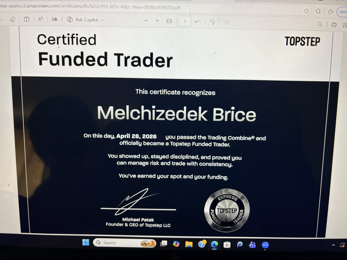 BriceChezzy's tweet photo. Hey yall I did it https://t.co/vnP27TdNH5