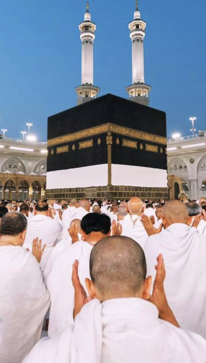 theholymosques's tweet photo. To ease pilgrim movement and reduce congestion during the 1447H Hajj season, the Minister of Islamic Affairs has directed to shortened the waiting time between Adhan and Iqamah in Makkah, the central area, and holy sites:

• Fajr: 15 minutes
• Dhuhr, Asr, Maghrib, &amp; Isha: 5 min https://t.co/uRCCfdSLkE