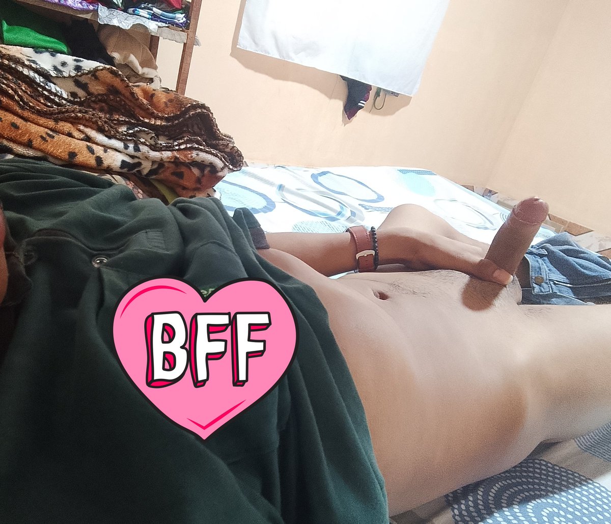 Max_Adrian_04's tweet photo. Ya fue mucho romanticismo... https://t.co/bfQwLyirUP