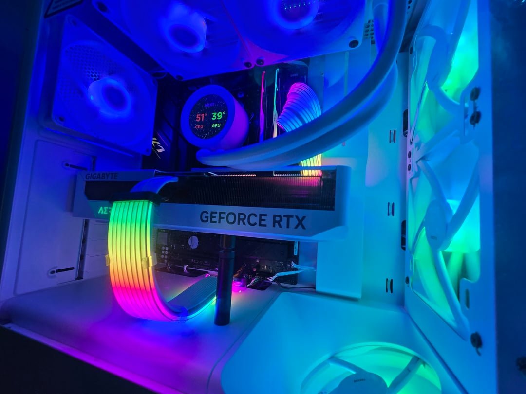 NZXT tweet media