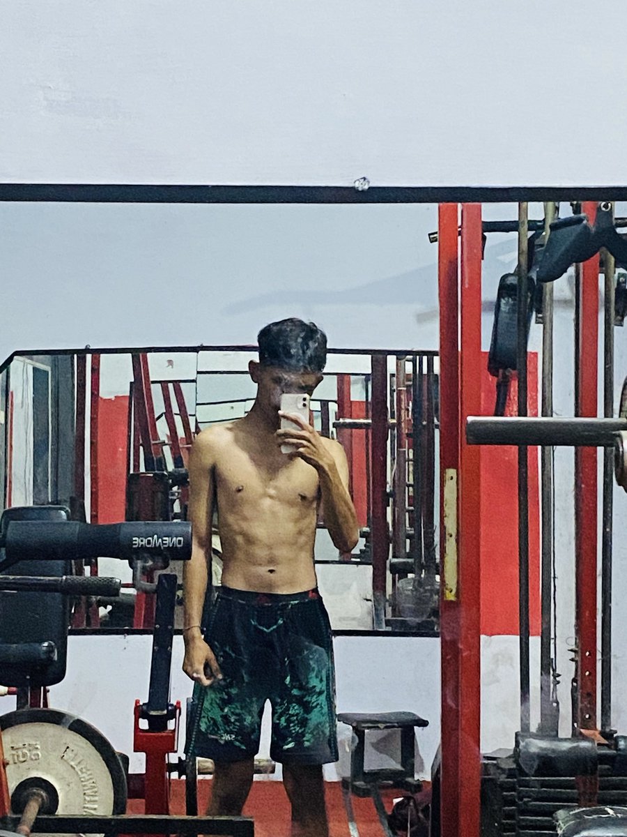 AsrilDwitama's tweet photo. Bingung , pap nya gada yang nampung 🤧#Medan #bslim #gaymedan https://t.co/DwxGPQaOxY