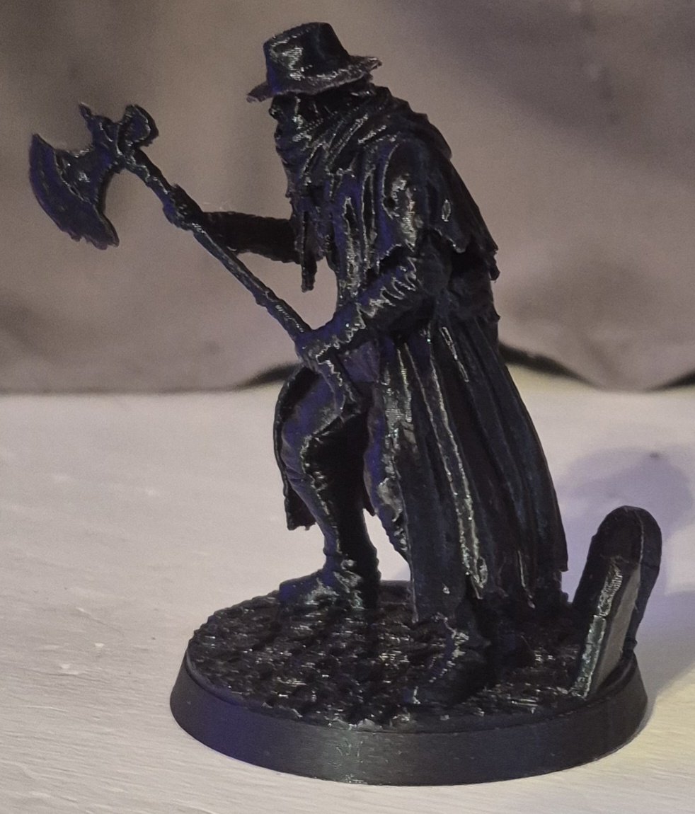 OldManSim's tweet photo. Father Gascoigne &amp; a mourning Knight, 3D prints from Bloodborne! Printed during our last 2 Bloodborne streams!

REMINDER: No Stream Today, Next Stream Is Wednesday

Thank you for the support yesterday it broke me, I don't deserve it &amp; am forever humbled.... https://t.co/Kl1CC8BwGu