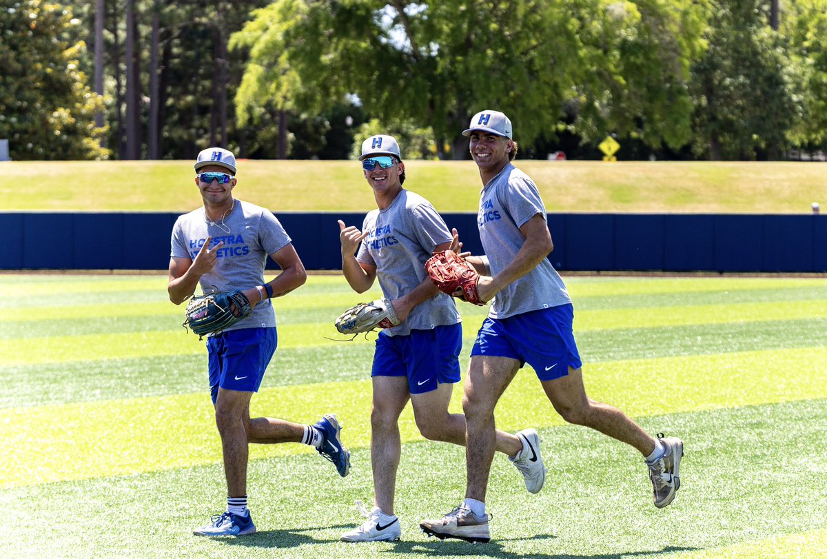 HofstraBaseball's tweet photo. Postseason prep 😎

#PrideOfLI https://t.co/NTt6unsxtq