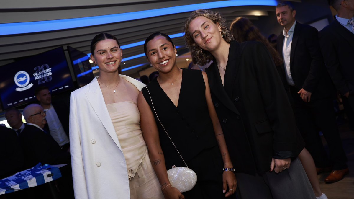 BHAFCWomen's tweet photo. Squad goals on awards night! 💙🤍 https://t.co/1L9bBOdklu