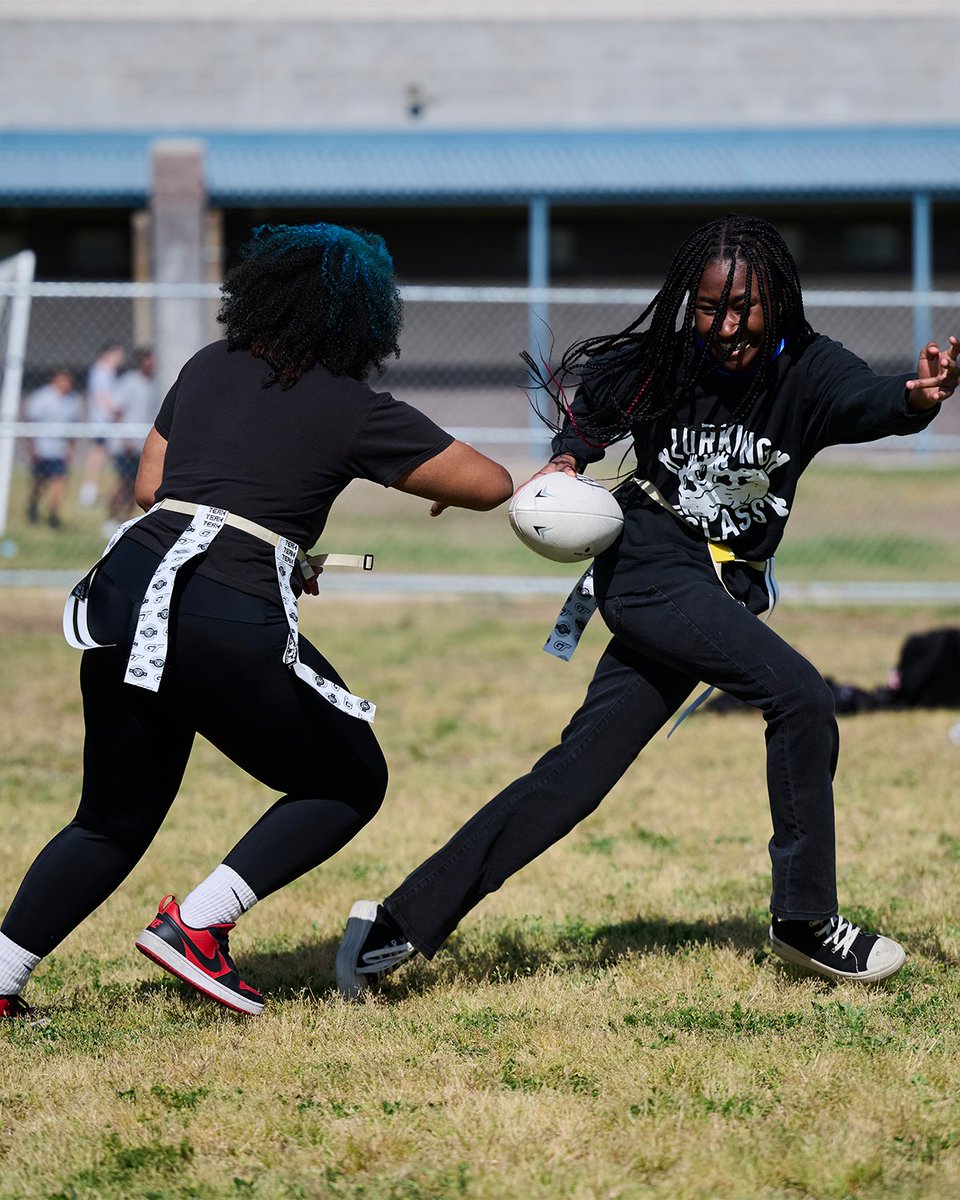 raidersimpact's tweet photo. Creating strong minds and bodies 💭 

The Raiders/UNLV Sports and Health Program (RUSH) empowers students through physical activity, nutrition and mental health education to build confidence and healthy habits. https://t.co/az1jps9Cgf