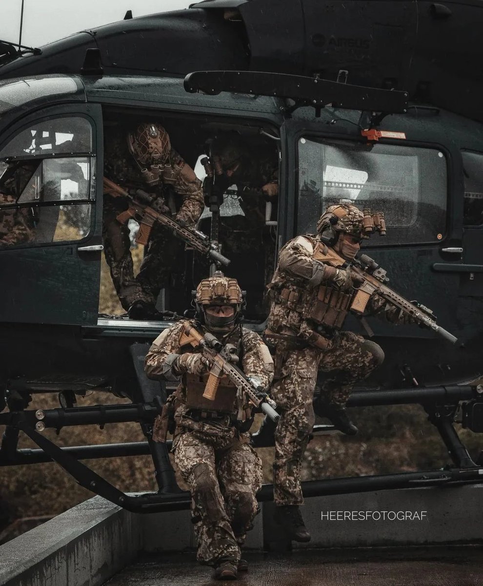 War Flash tweet media