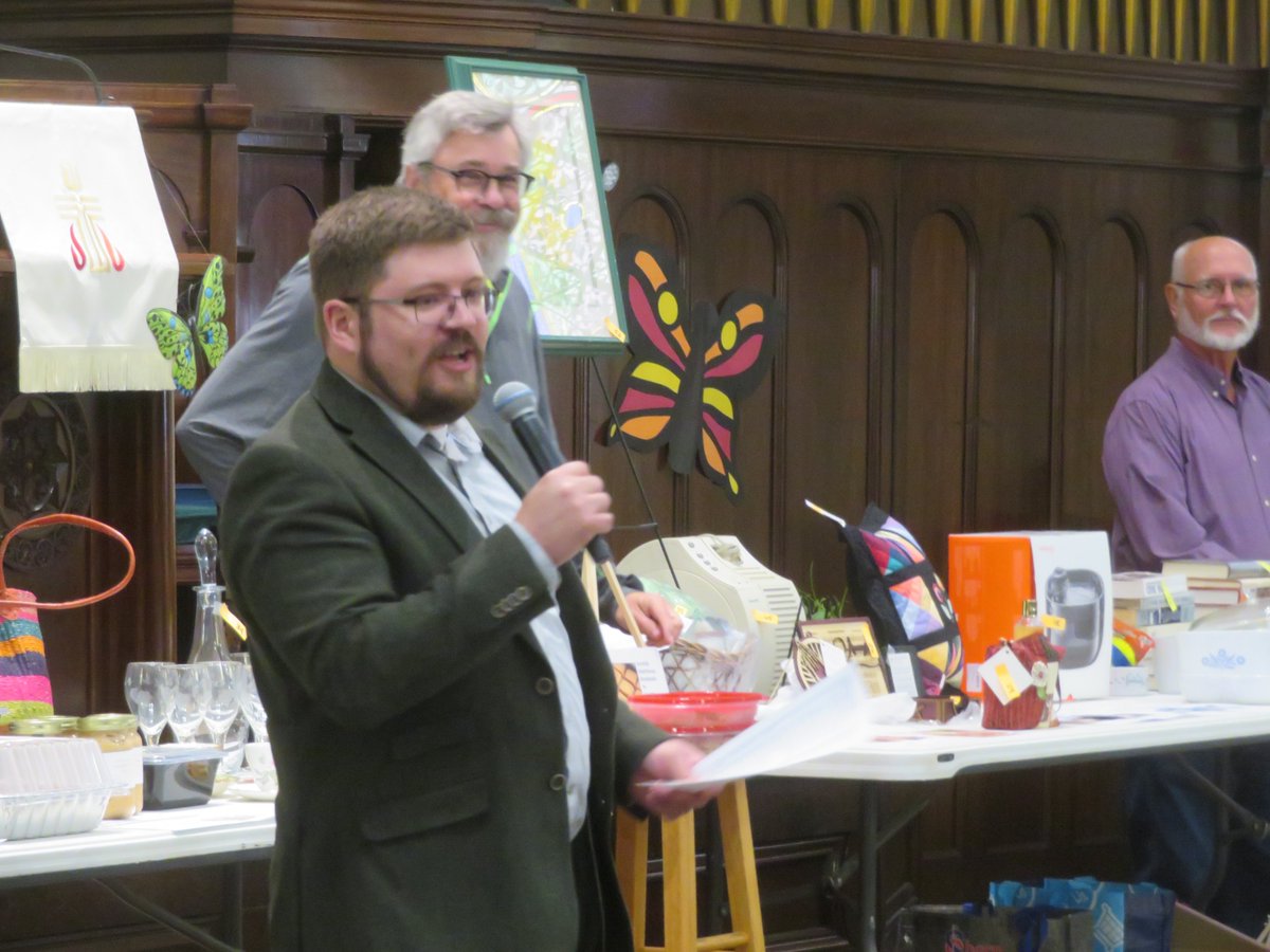 SynodTrinity's tweet photo. Each spring, Huntingdon Presbyterian Church holds an auction that benefits the One Great Hour of Sharing offering, annually collecting thousands of dollars. “There’s a dedication and a love for this particular ministry, and that’s amazing to see." https://t.co/mofNt1UKLd https://t.co/jEEzz6u1Au
