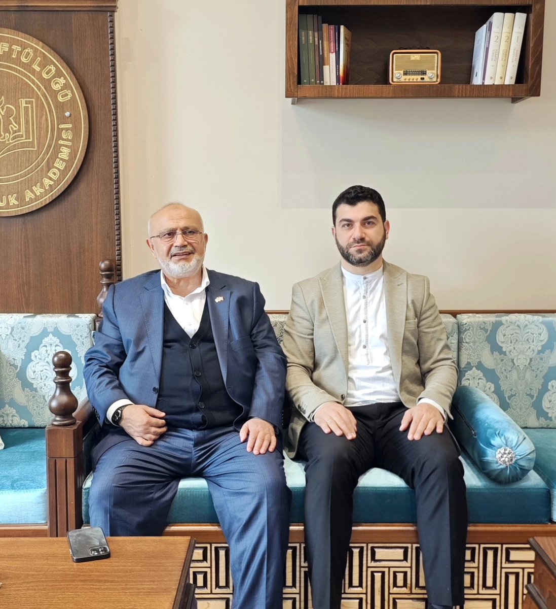 nuritapan's tweet photo. SAYGIDEĞER ŞEVKİ YILMAZ HOCAMIZIN TOKAT ZİYARETİ

Şevki Yılmaz Hocamızın “Kudüs Bizim Neyimiz Olur?” konulu muhteşem konferansından dolayı kendisine ve Tokat'a gelmesinde emeği geçenlere müteşekkiriz.toka

Rabbimiz, Kudüs davasına sahip çıkmayı cümlemize nasip eylesin inş. https://t.co/dI4XGrr2Yc