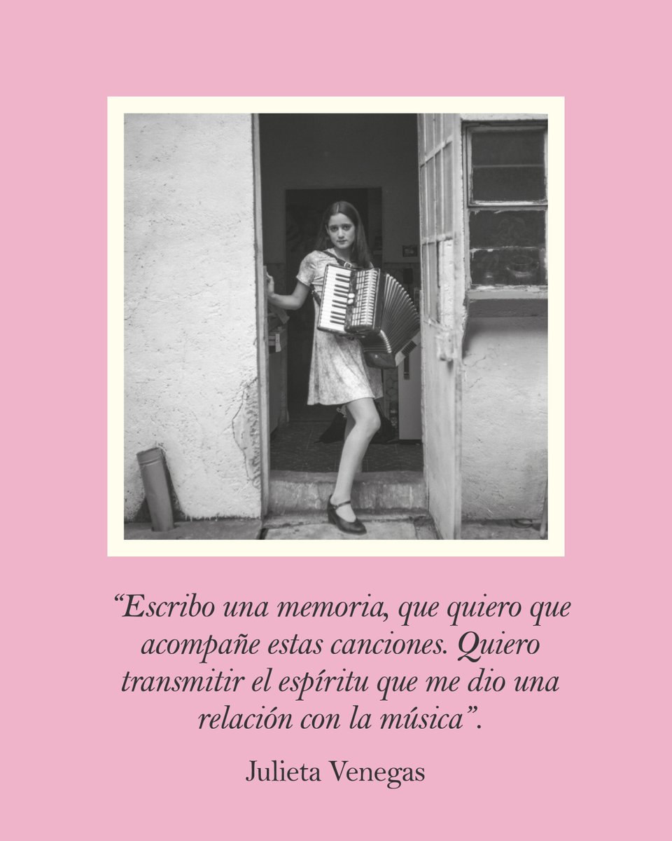 Almadia_Edit's tweet photo. Julieta Venegas ha construido una trayectoria única dentro de la música latinoamericana.
En ‘Norteña, memorias del comienzo’, Julieta vuelve sobre sus primeros años y las experiencias que dieron forma a su mirada y a su voz.
Créditos de  foto: Yvonne Venegas.
#JulietaVenegas https://t.co/2BfRVfmy0M