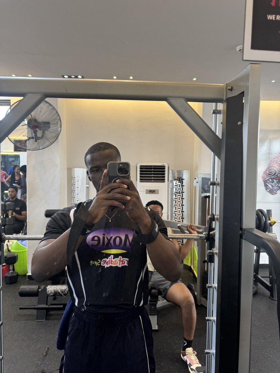 subpharmacist's tweet photo. I went for PharmAlliance program today, I answered a question intelligently, and someone from Moxie gifted me a polo, he didn’t know he gave it to the one and only sub, about One thousand people are about to see their Ts for free 😇 https://t.co/gSOQeiUpzL