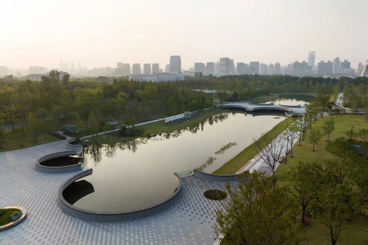 archinect's tweet photo. Moongate Bridge by Höweler + Yoon (they're currently hiring on Archinect Jobs!) 📸 Wu Tao #ArchinectProjects

Project details at https://t.co/546JRiJMZP https://t.co/en77SfX8ev