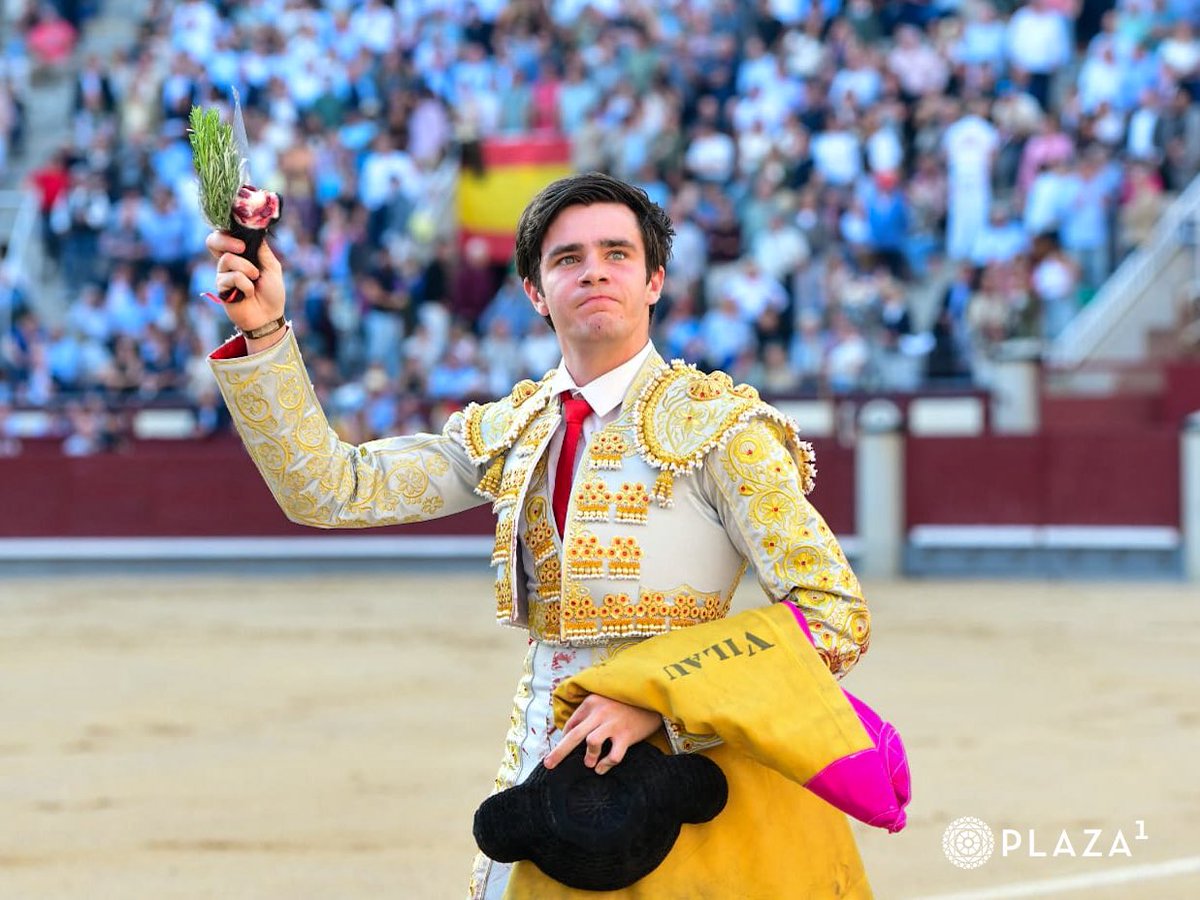 LasVentas's tweet photo. 2️⃣| ¡𝗢𝗿𝗲𝗷𝗮 para 𝗠𝗔𝗥𝗜𝗢 𝗩𝗜𝗟𝗔𝗨! Pitos para el novillo de 𝙁𝙪𝙚𝙣𝙩𝙚 𝙔𝙢𝙗𝙧𝙤.
#LasVentas #SanIsidro2026 https://t.co/w19OSfcP9E
