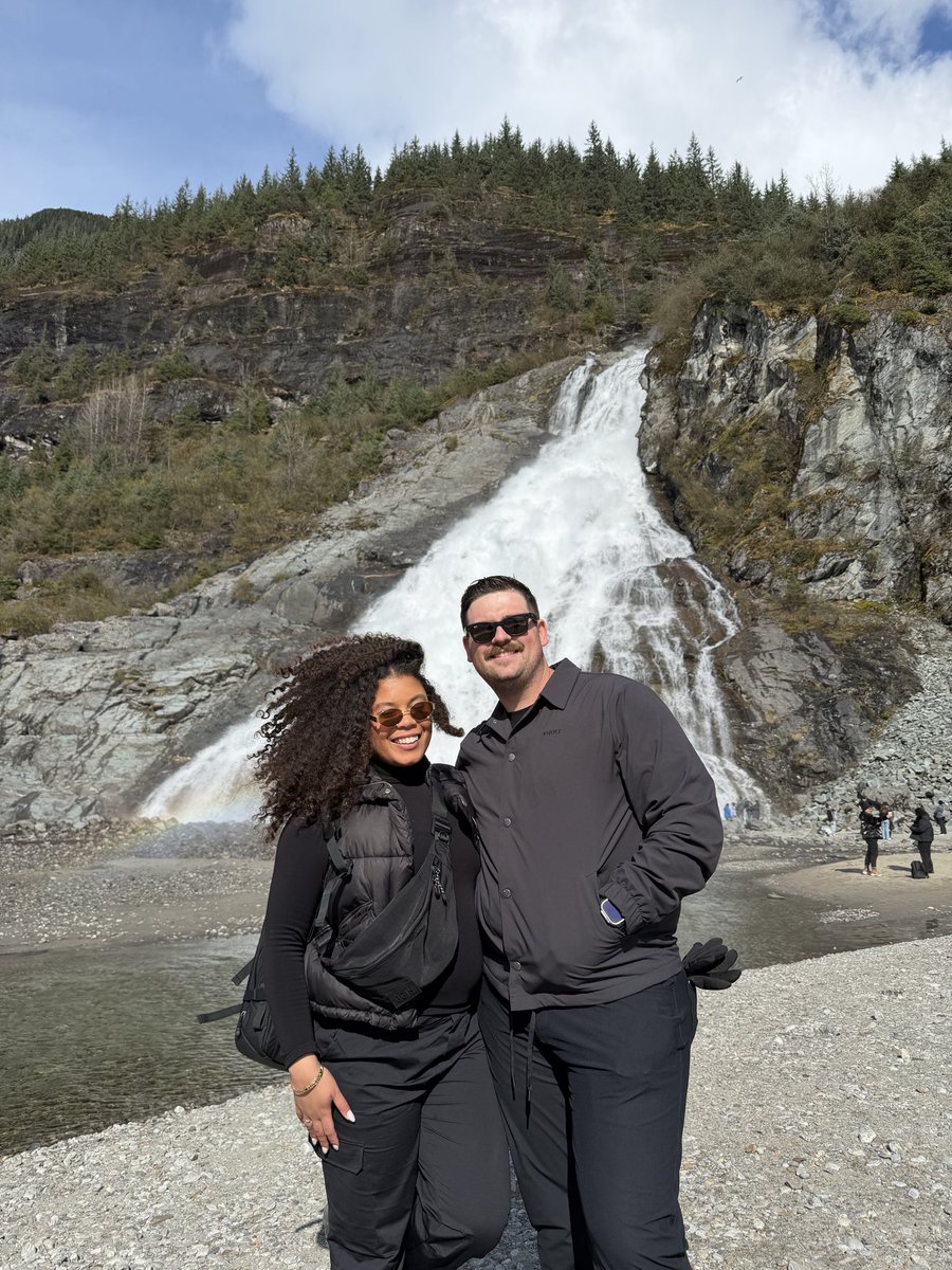 everett_tw's tweet photo. Alaska was amazing, now back to real life… at least for another week or so..
Byron Nelson PGA tournament, our anniversary, and American western weekend. All this week 🔥 https://t.co/VaXLKKxT8E