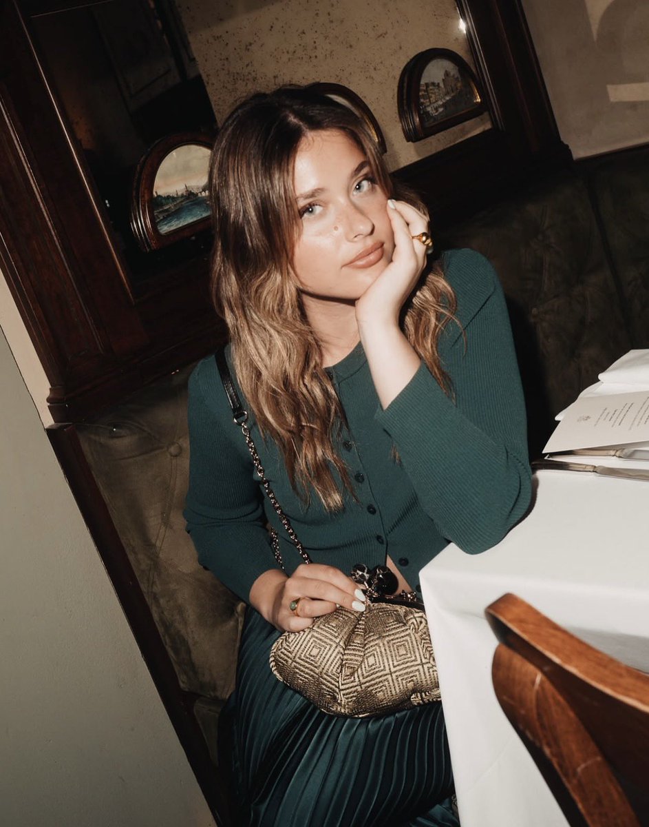 luvswallace's tweet photo. the most beautiful human being to ever exist https://t.co/Z6NIR5NF8y