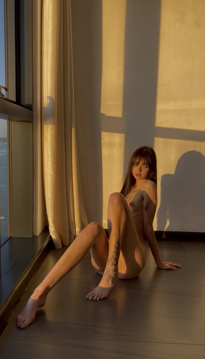 BellaHexlive's tweet photo. Hey 💘 
#bellahex https://t.co/5QHVAgvkkC