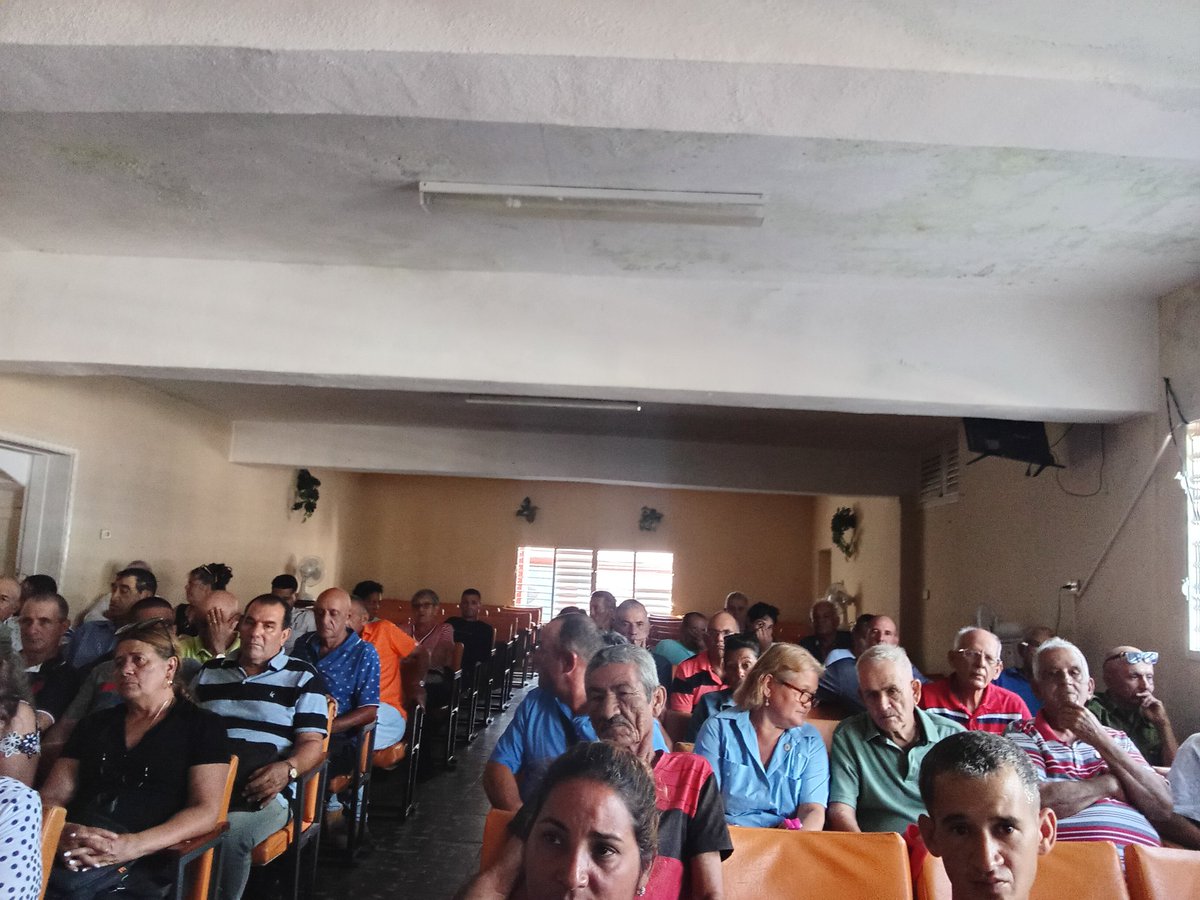Antonio680616's tweet photo. Se desarrolla la @amppcab en el municipio de #Cabaiguán con la conducción @LaritzaCon11073 en caracter de presidenta   y la presencia de @CancioYule59529 secretaria del PCC
#SanctiSpíritusEnMarcha  @AlexisLorente74  @BeatonNunez @DeivyPrezMartn1 @DiazCanelB @DrRobertoMOjeda https://t.co/nJDePaPFBP