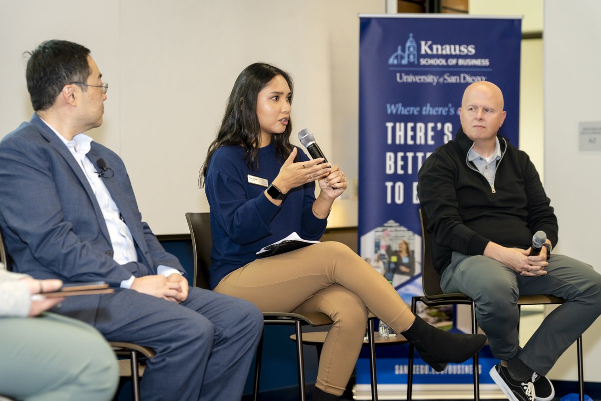 DataScienceAll1's tweet photo. #TBT to Data for Societal Good! 😎
We had a fantastic time learning from our panelists as they shared how data can drive positive change, and USD students presented incredible projects! Couldn't make it? We have a special summer event in July. 👀 Keep an eye out for details soon! https://t.co/Qbh9annXsu