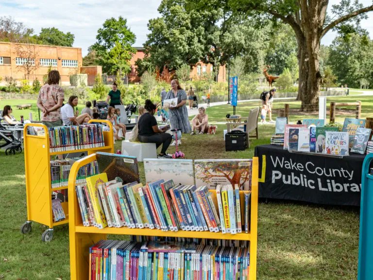 DixPark's tweet photo. There's so much to do at Dix Park this Summer! 🌻 Our Summer Program guide is live and we've got some brand new programs you're going to love plus all your favorites.

Check out all of our events at https://t.co/y3sTNkofUJ https://t.co/wfkDMbrL88