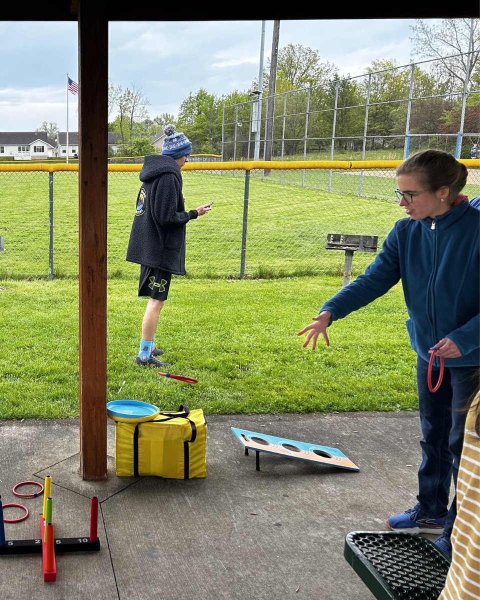 R2CFoundation's tweet photo. Our Adult Social Club participants had such a great time at our potluck this past weekend! 🌭😎We got to play Giant Connect 4 together, ring toss, Giant Jenga and corn hole! We loved getting to enjoy some outdoor time while making new friends. 🩵

#Rec2Connect #IncludedAlways https://t.co/332zhAT9OD