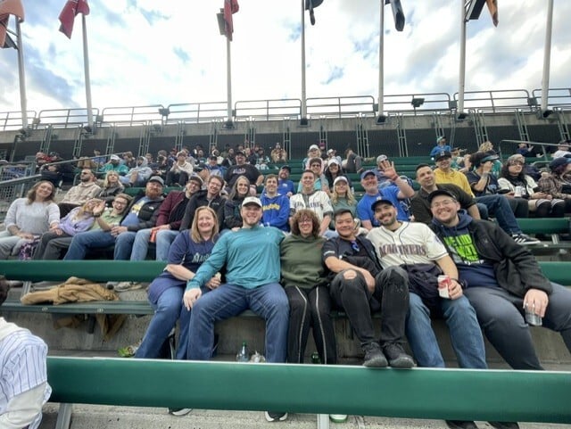 Convergence_IT's tweet photo. Yesterday, our Seattle team headed to T-Mobile Park to watch the Seattle Mariners take on the Chicago White Sox, and it turned out to be a great night all around.

#StartHereGoFurther #Seattle #Mariners #TeamCulture #ConvergenceNetworks https://t.co/NVxPEnWVg5