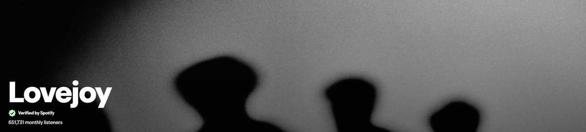 JanJullie's tweet photo. the boys are monochrome now, new lovejoy era incoming https://t.co/aTSNTuFlMU