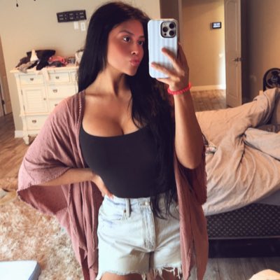 beccckkss's tweet photo. #NewProfilePic https://t.co/i7HytymPZh
