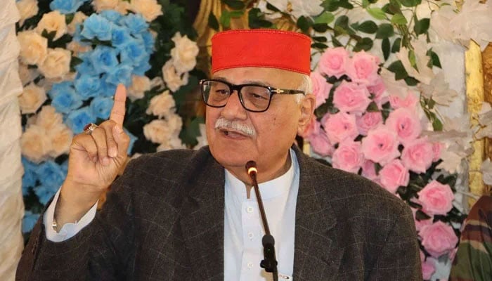 ShahanAfghan's tweet photo. A true political worker stands with the people even in the darkest times. Mian Iftikhar Hussain Sb has done that for decades.

#WeStandWithMianIftikhar https://t.co/2YDxMtoIdi