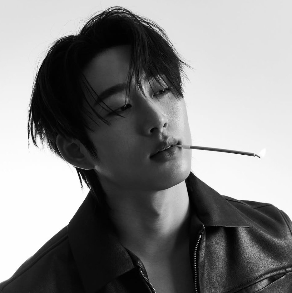 armylureal2's tweet photo. °❀⋆.ೃ࿔*:･buscando mutis₊˚⊹ ᰔ
 #kpoptwt #stantwt #bltwt

     ۶ৎ ults: bts, skz, enhy, txt, cortis, p1h, tws, bnd, lngshot, xlov, nexz, nowz, dd, adp, kf &amp; ateez
     ۶ৎ anime, metal, bl, manhwas, books, kdramas

𖹭+↺= mutis 4 ever https://t.co/0TtHdFegH3
