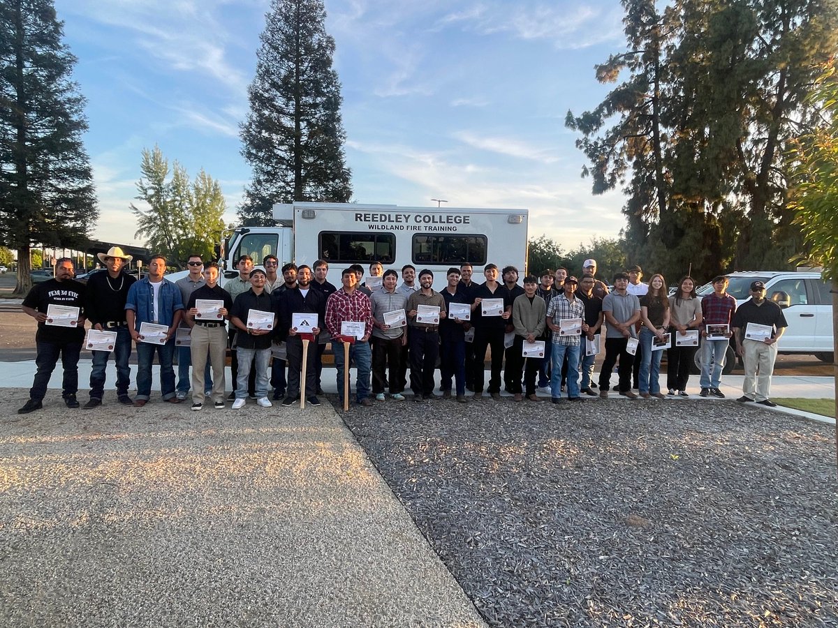 reedleycollege's tweet photo. CELEBRATION SEASON 2026
Wildland Fire 
Industrial &amp; Manufacturing Pathway 
Nursing Assistant Training
LGBTQIA+ 
Congratulations to all!
#OnceATigerAlwaysATiger 
#GoTigers https://t.co/y4vwiGwLt4