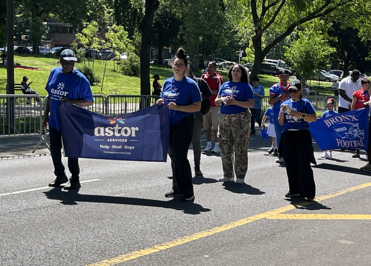 AstorServices's tweet photo. Astor was proud to participate in the Bronx Parade! Our dedicated staff members joined the community both by walking in the parade and connecting with families and attendees at our outreach table throughout the event. https://t.co/0hV8V78ny9