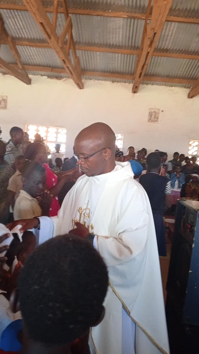 ednyoka's tweet photo. I have four intentions.   Your prayers will be greatly appreciated,  please 👏 https://t.co/EkWCdQamAX