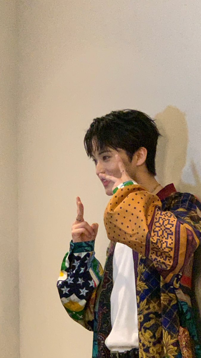MARK LEE BASE tweet media