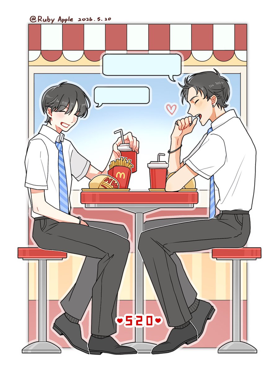 RubyApple006's tweet photo. #HOZI #hozi #호우

平静的度过一天，只要和你在一起，每一秒都很特别 https://t.co/7YFwopLOy4