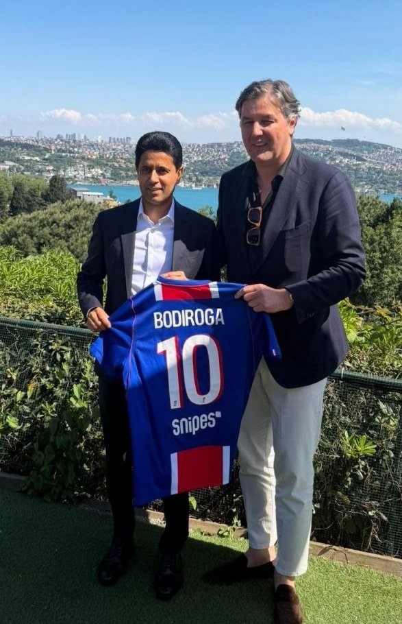 arbarkas's tweet photo. EuroLeague president Dejan Bodiroga with PSG president Nasser Al-Khelaifi together ttoday in Istanbul during an UEFA meeting before the UEFA Europa League final.

More on @Eurohoopsnet and @EurohoopsTR https://t.co/okRcJo4Wv5