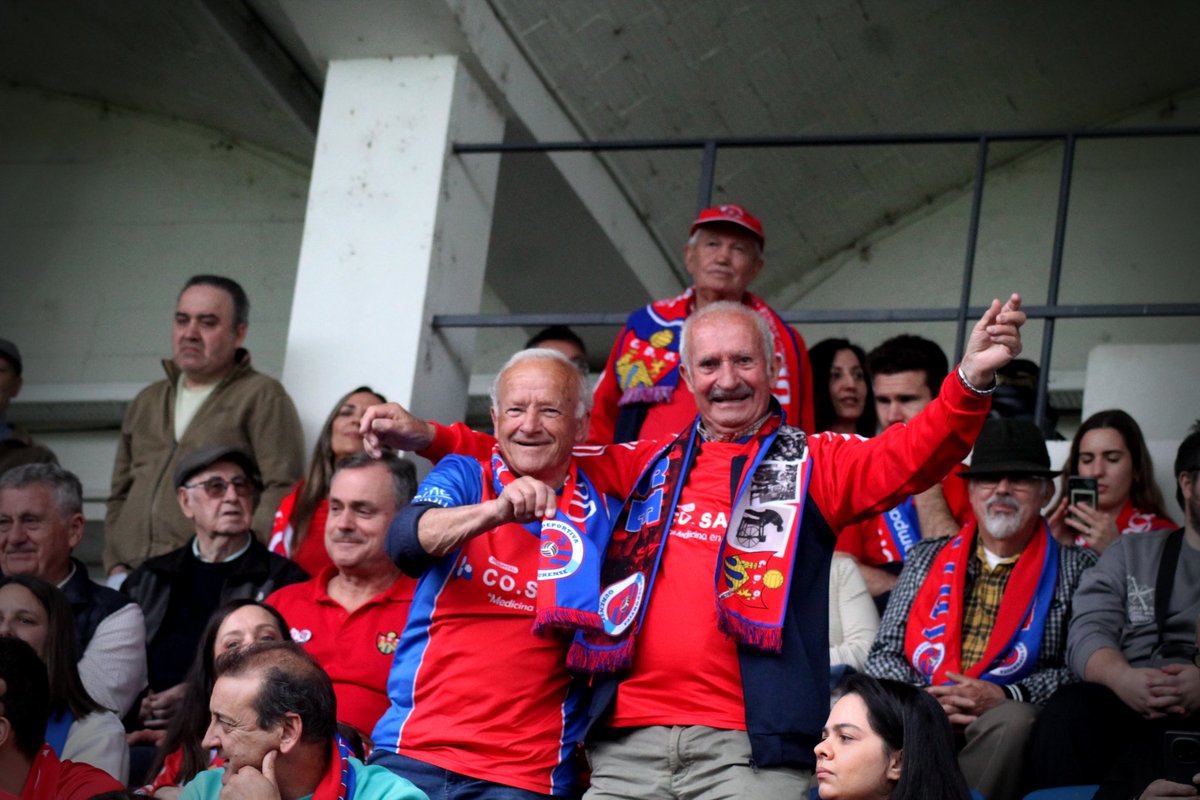 UDOurense2014's tweet photo. 📢 Toleaches no Couto o sábado coa clasificación do Ourense?

Preme neste enlace e atópate nas fotos de @yedra_seara 

📸 | https://t.co/IQIJgAKzvS https://t.co/SjulQYUIs5